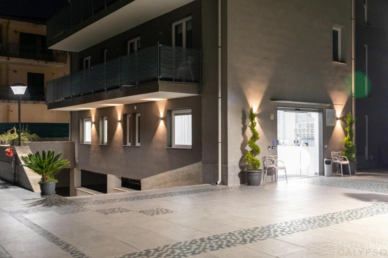 Hotel Calypso Pontecagnano Faiano Exterior foto